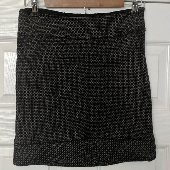 ANN TAYLOR Wool Blend Pencil Skirt - Picture 1 of 5